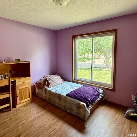 2536 Charlack Avenue, Springfield, IL 62704