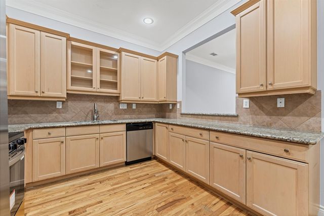 6839 Staffordshire Boulevard, Houston, TX 77030