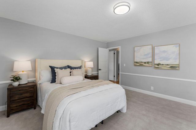 6708 Sally Lane, Edina, MN 55439