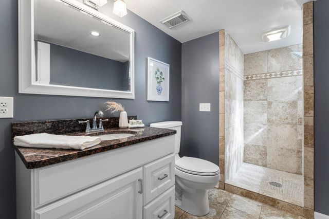 6708 Sally Lane, Edina, MN 55439