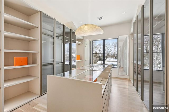 91 Macarthur Avenue, Closter, NJ 07624