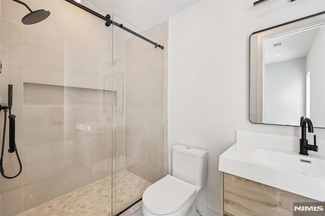 91 Macarthur Avenue, Closter, NJ 07624