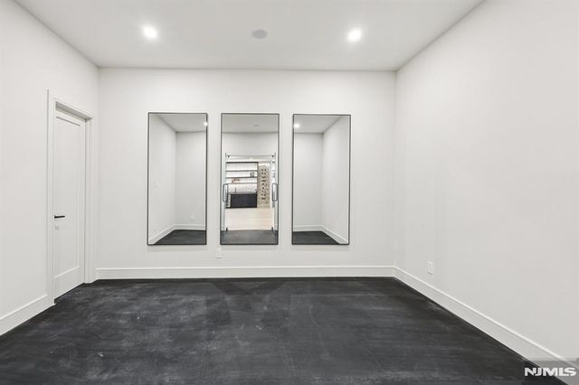 91 Macarthur Avenue, Closter, NJ 07624