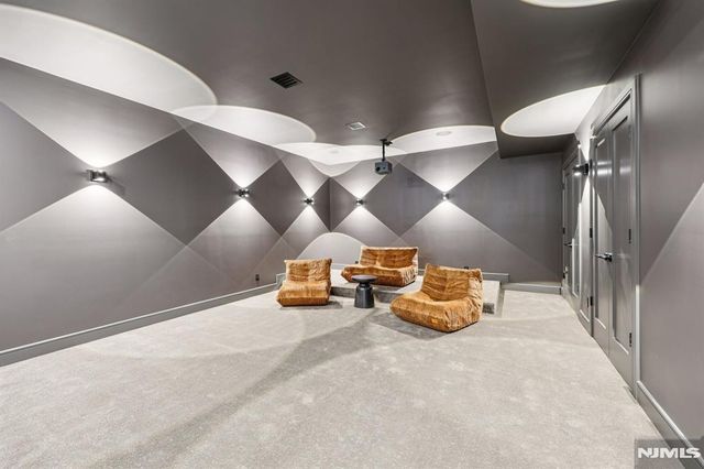 91 Macarthur Avenue, Closter, NJ 07624