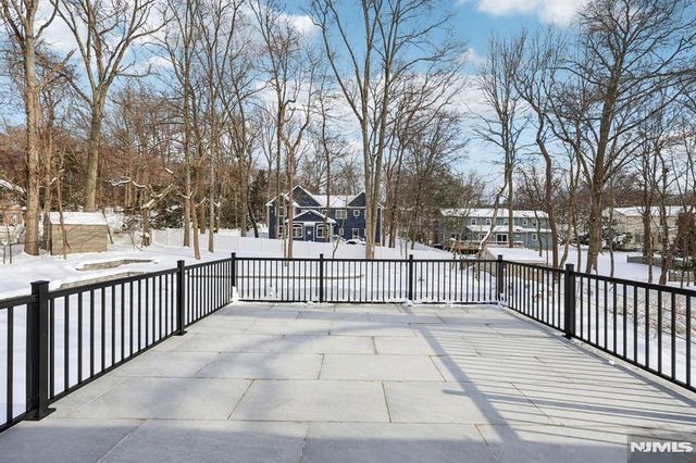 91 Macarthur Avenue, Closter, NJ 07624