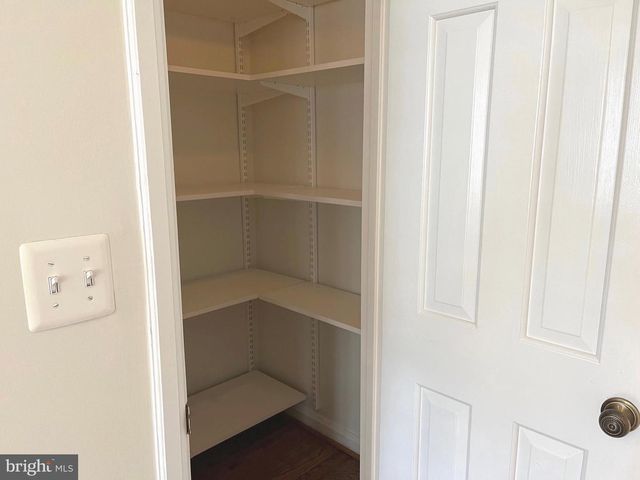 3517 S UTAH ST, Arlington, VA 22206