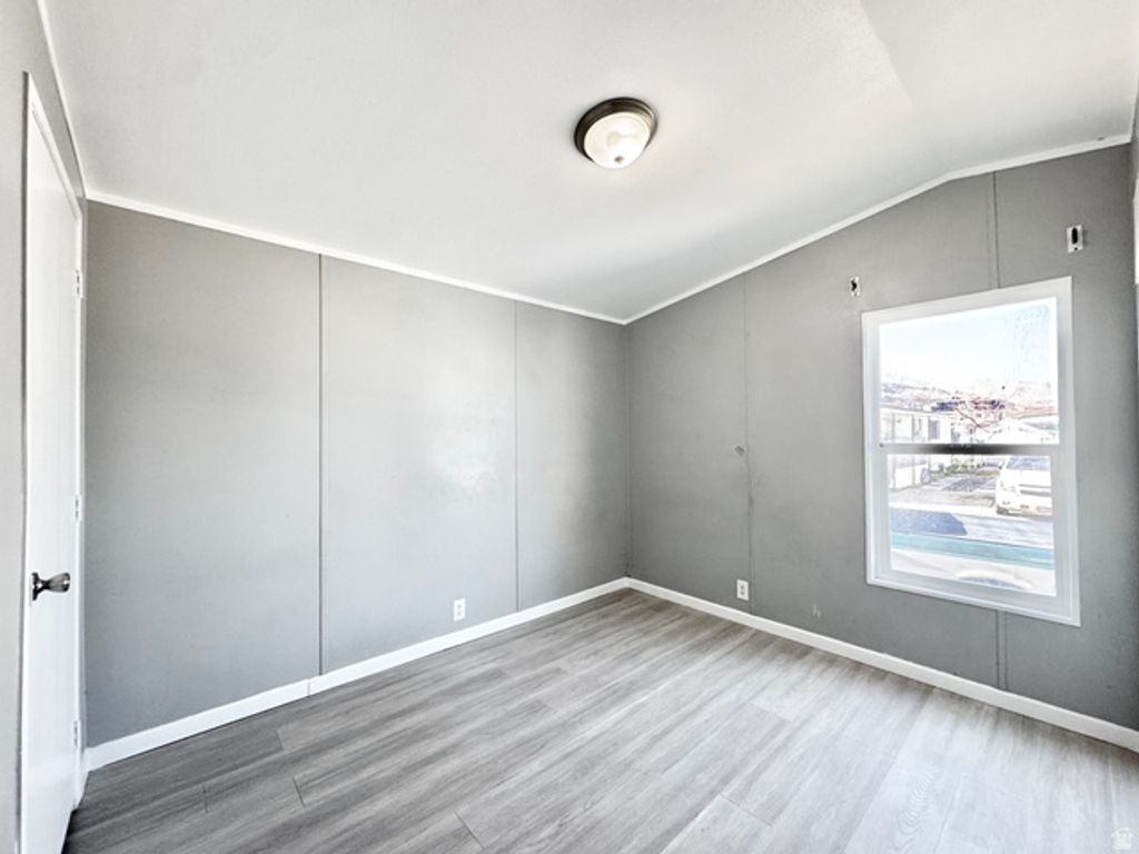 Image 7 of property listing at 3769 S COPPER RIDGE DR #78, Magna, UT 84044