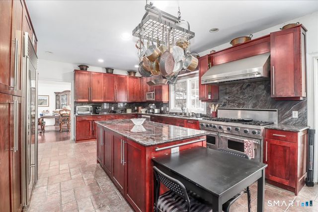 80 Maple Road, Easton, CT 06612