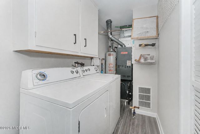 90 Oak Hill Drive, Toms River, NJ 08753