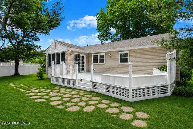 90 Oak Hill Drive, Toms River, NJ 08753
