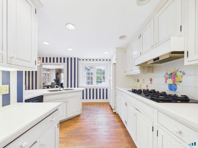 21 Elm Street, Stonington, CT 06378