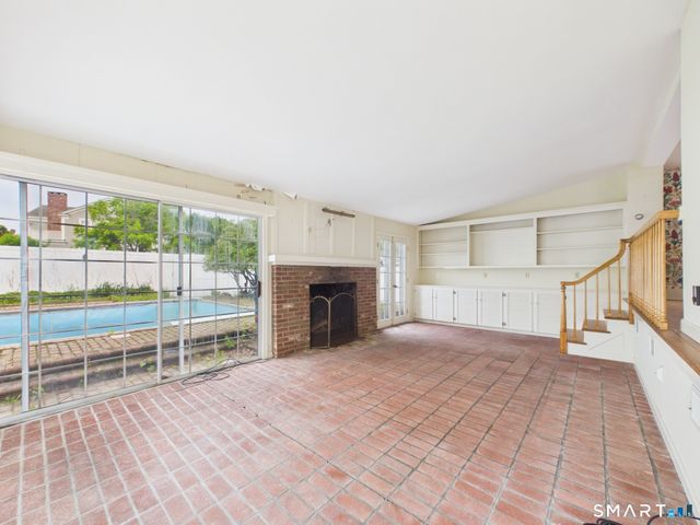 21 Elm Street, Stonington, CT 06378