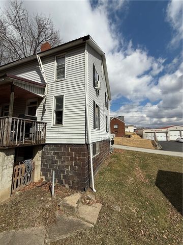 473 Ellsworth St, California, PA 15419