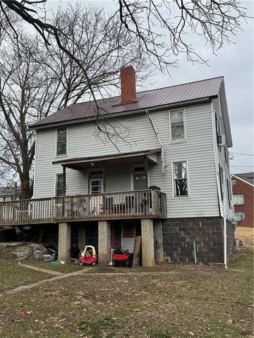 473 Ellsworth St, California, PA 15419