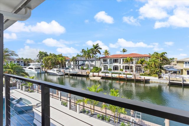 3721 NE 30th Avenue, Lighthouse Point, FL 33064