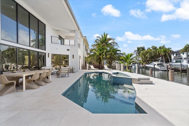 3721 NE 30th Avenue, Lighthouse Point, FL 33064