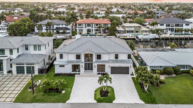 3721 NE 30th Avenue, Lighthouse Point, FL 33064