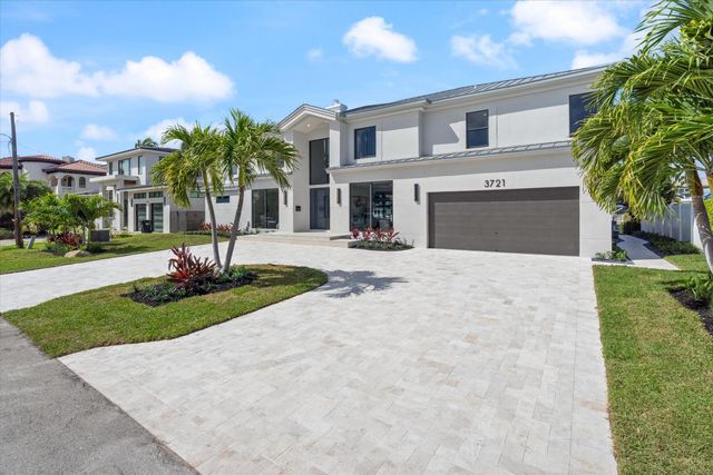 3721 NE 30th Avenue, Lighthouse Point, FL 33064