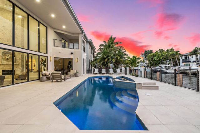 3721 NE 30th Avenue, Lighthouse Point, FL 33064