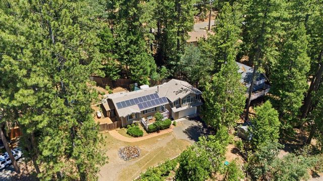 5402 Begonia Dr, Pollock Pines, CA 95726