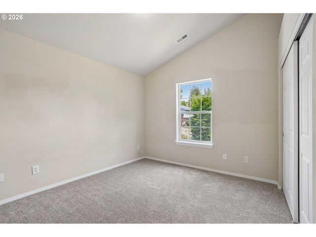 759 Se CAMELLIA Ct, Hillsboro, OR 97123
