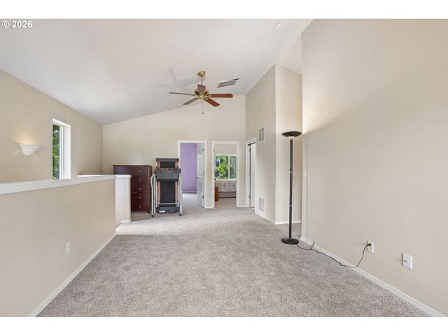 759 Se CAMELLIA Ct, Hillsboro, OR 97123