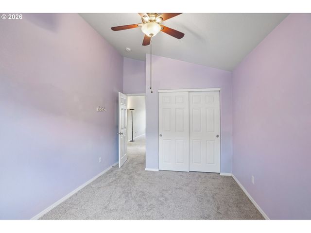 759 Se CAMELLIA Ct, Hillsboro, OR 97123