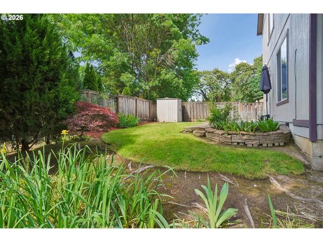 759 Se CAMELLIA Ct, Hillsboro, OR 97123