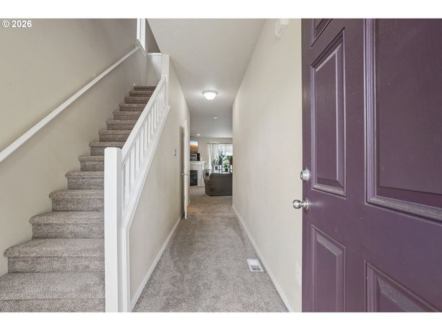 759 Se CAMELLIA Ct, Hillsboro, OR 97123