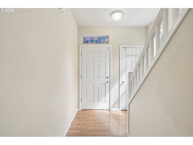 759 Se CAMELLIA Ct, Hillsboro, OR 97123