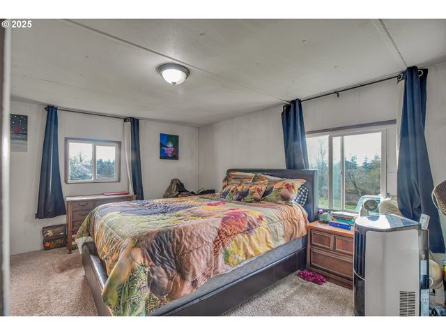 73859 CEDAR GROVE Dr, Clatskanie, OR 97016