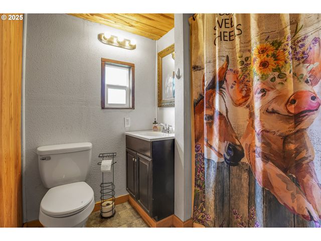 73859 CEDAR GROVE Dr, Clatskanie, OR 97016