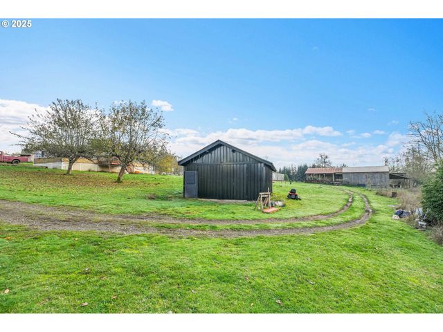 73859 CEDAR GROVE Dr, Clatskanie, OR 97016