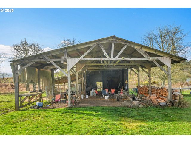 73859 CEDAR GROVE Dr, Clatskanie, OR 97016