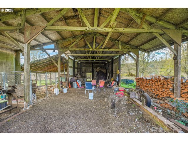 73859 CEDAR GROVE Dr, Clatskanie, OR 97016