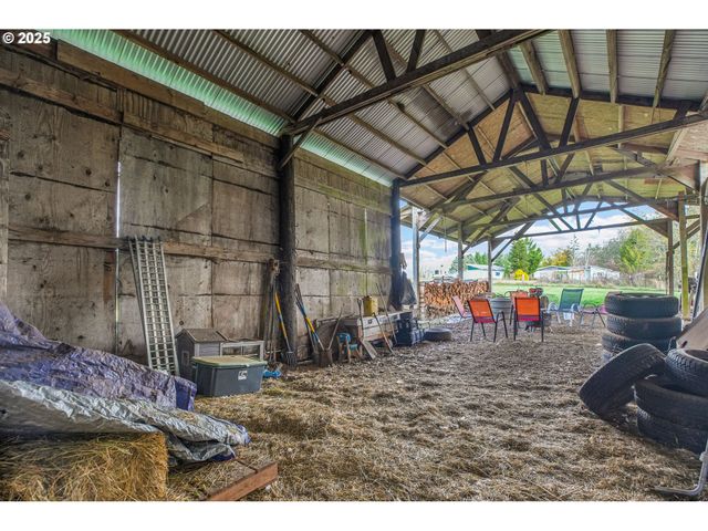 73859 CEDAR GROVE Dr, Clatskanie, OR 97016