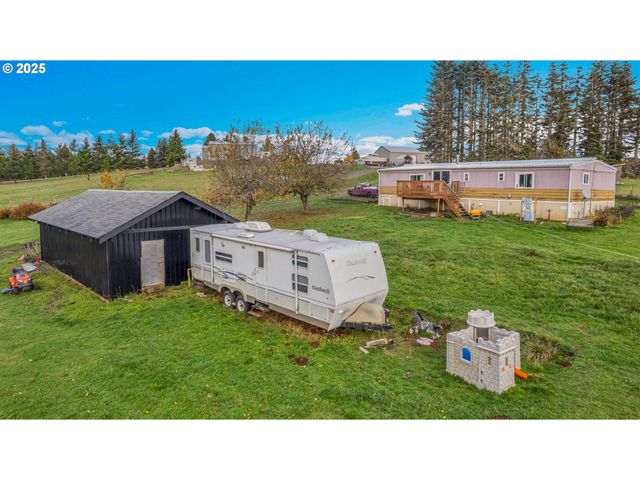 73859 CEDAR GROVE Dr, Clatskanie, OR 97016