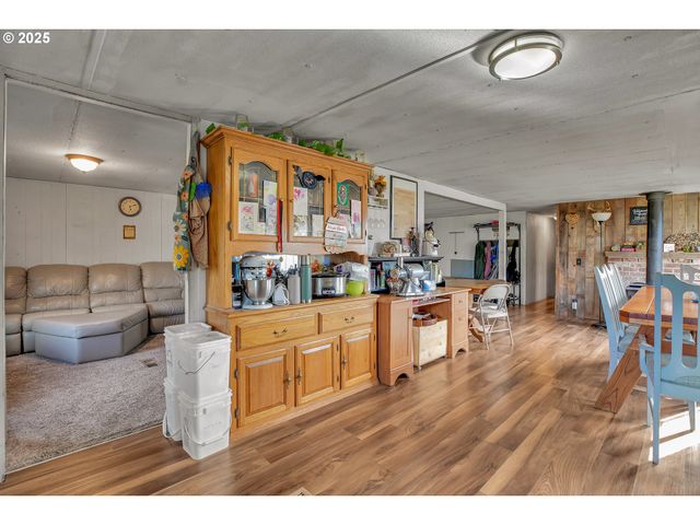 73859 CEDAR GROVE Dr, Clatskanie, OR 97016