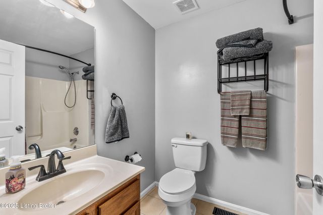 5705 Bartview Ct, Louisville, KY 40229