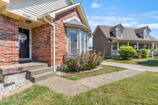 5705 Bartview Ct, Louisville, KY 40229