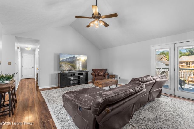 5705 Bartview Ct, Louisville, KY 40229