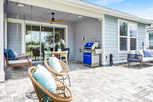 11248 CITY FRONT Drive, Jacksonville, FL 32256