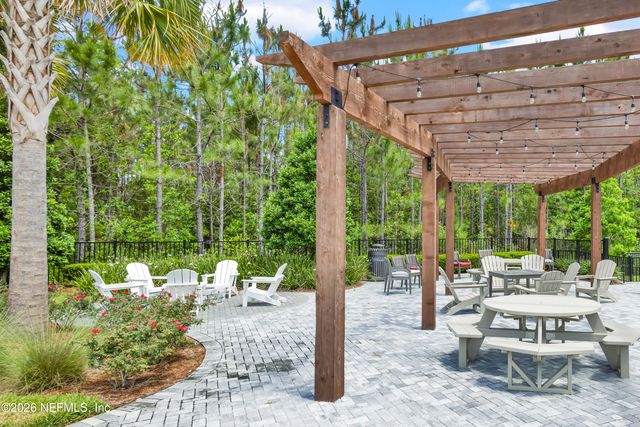 11248 CITY FRONT Drive, Jacksonville, FL 32256
