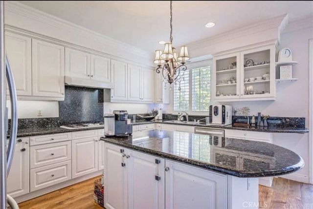 26852 Cottonwood Court, Valencia, CA 91381