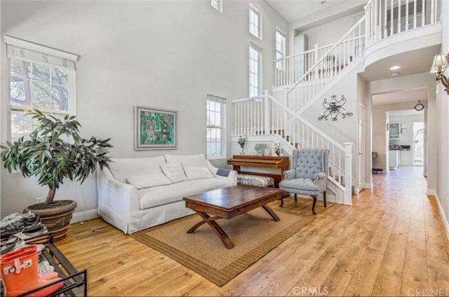 26852 Cottonwood Court, Valencia, CA 91381