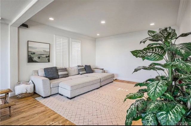 26852 Cottonwood Court, Valencia, CA 91381