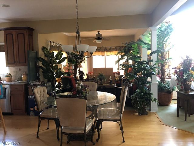 5168 Roxanne Lane, Brunswick, OH 44212