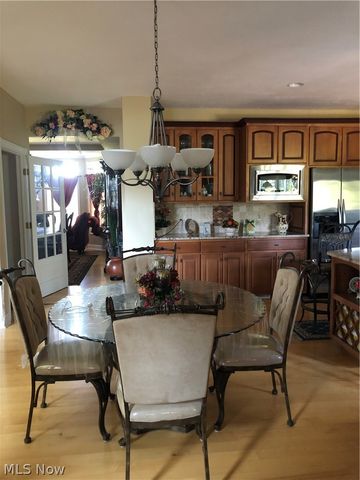 5168 Roxanne Lane, Brunswick, OH 44212