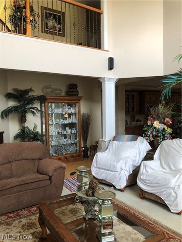 5168 Roxanne Lane, Brunswick, OH 44212