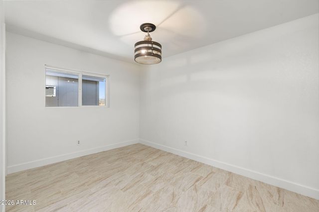 1553 W PLANA Avenue, Mesa, AZ 85202